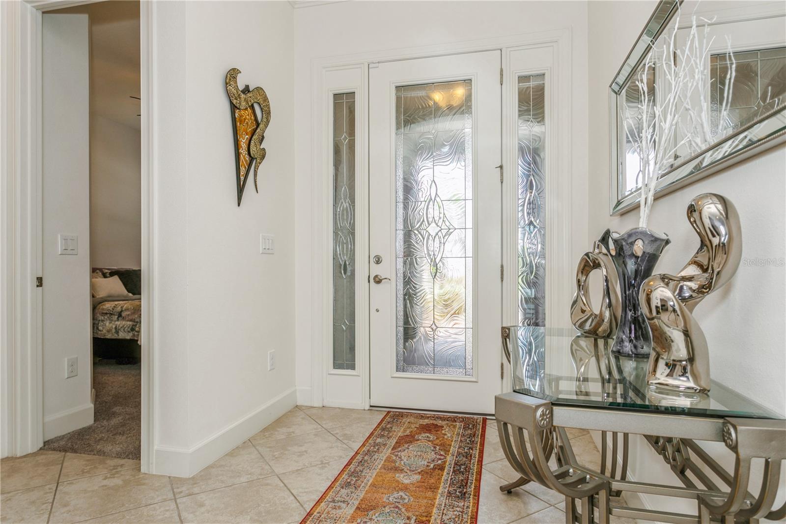 Listing photo id 2 for 5585 Semolino Street
