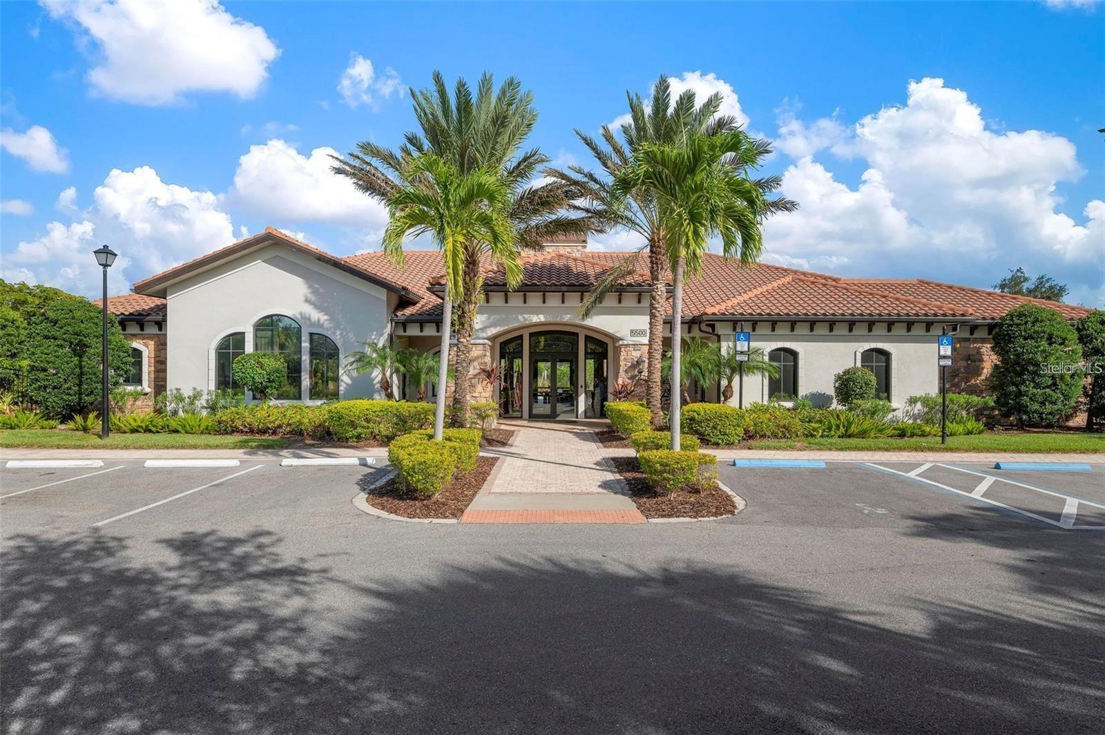 Listing photo id 38 for 5585 Semolino Street