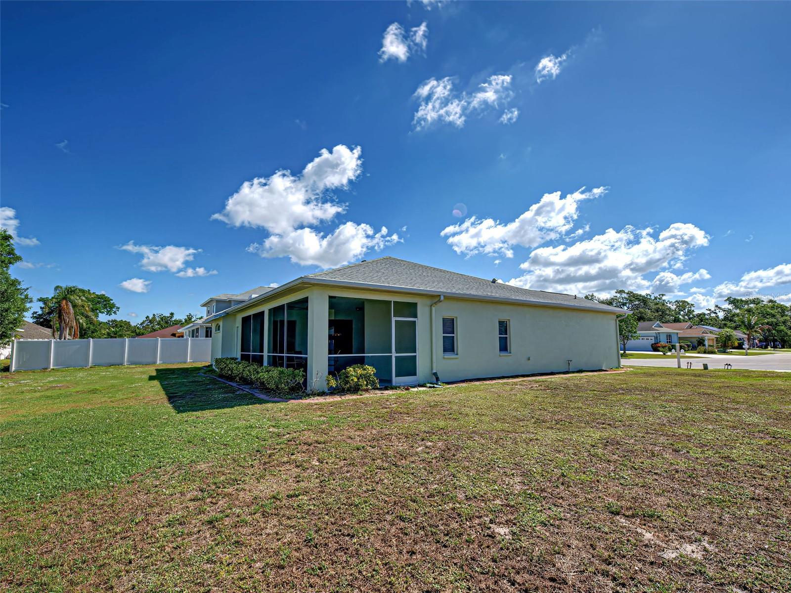 Image 43 of 45 For 4062 Green Tree Avenue