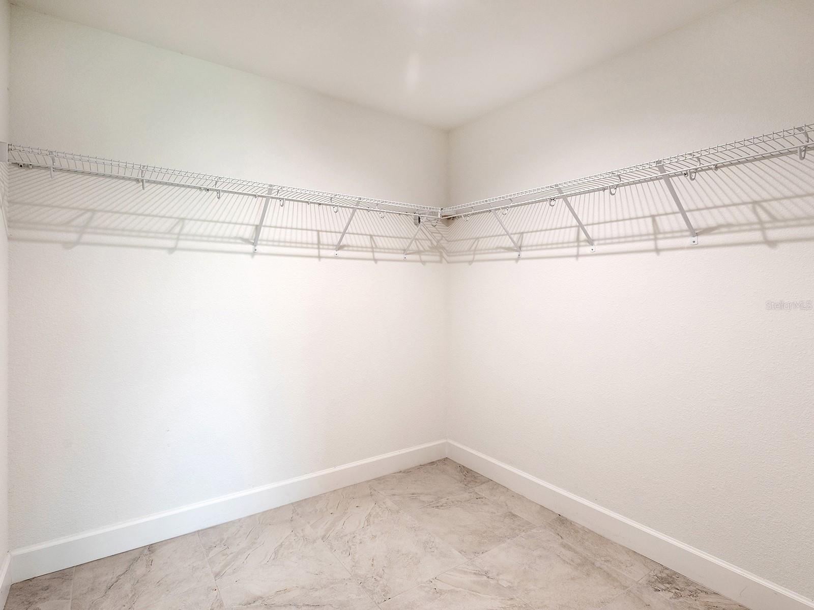 Image 18 of 31 For 6126 Spinnaker Boulevard
