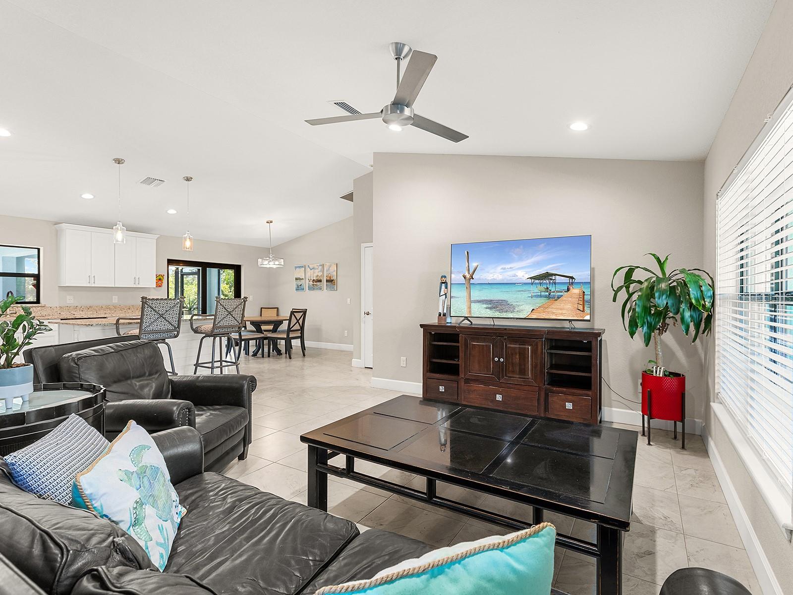 Image 7 of 31 For 6126 Spinnaker Boulevard