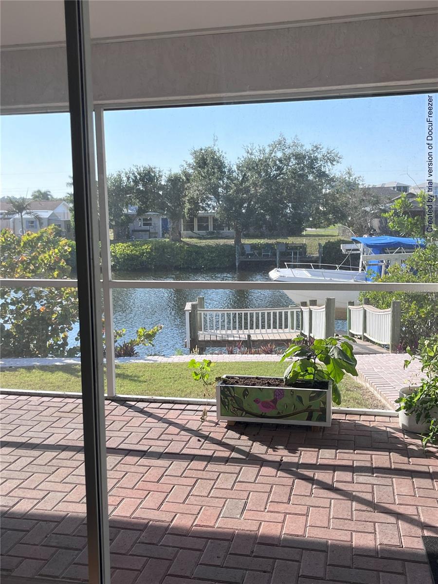 Image 15 of 63 For 617 Bonito Avenue