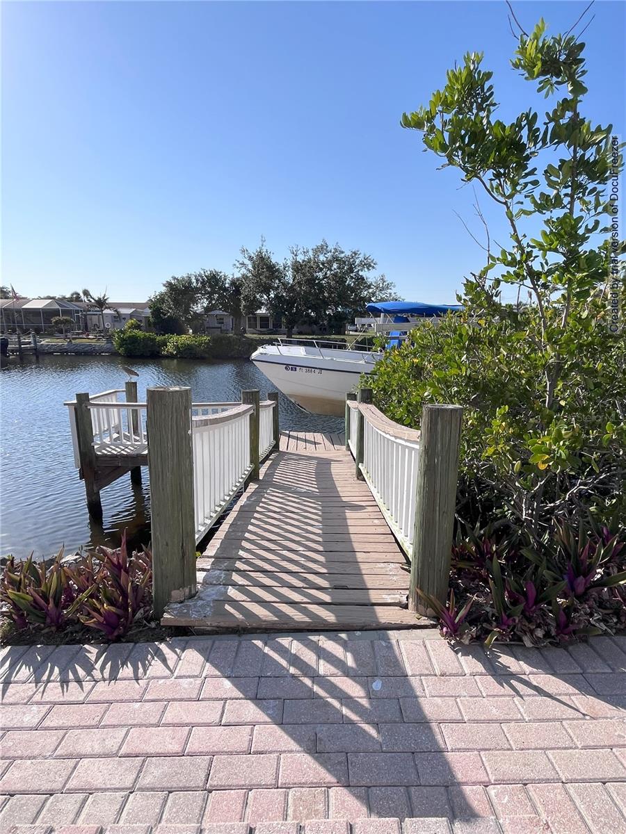 Image 19 of 63 For 617 Bonito Avenue