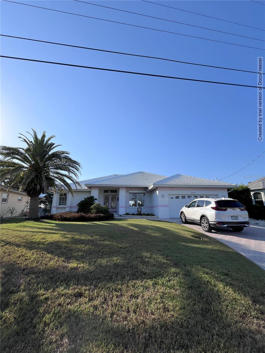 Image 30 of 63 For 617 Bonito Avenue