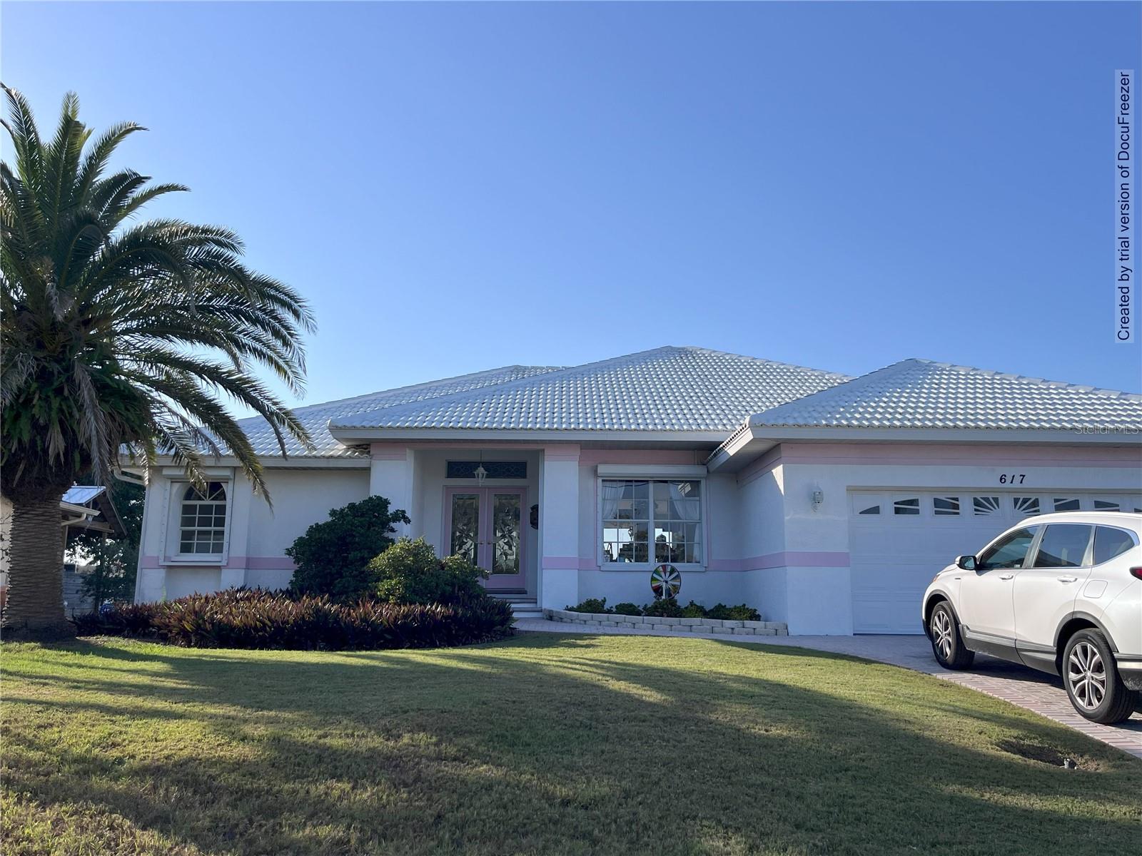 Image 5 of 63 For 617 Bonito Avenue