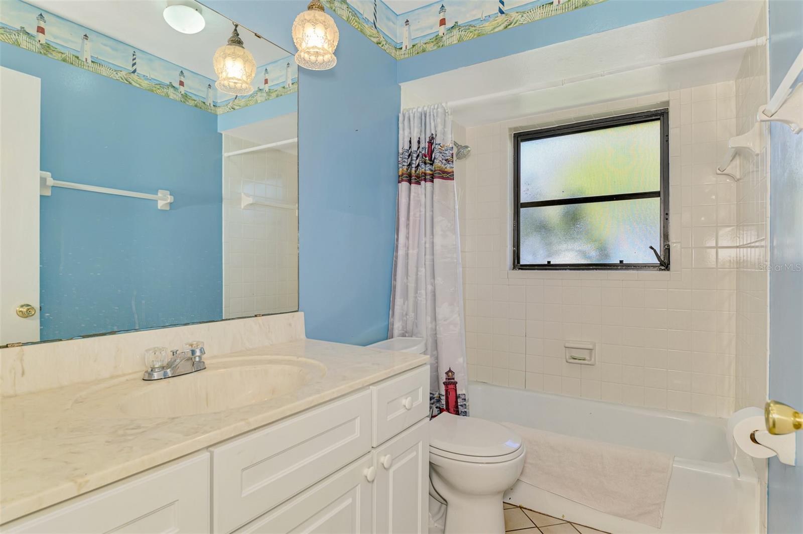 Image 34 of 56 For 322 Oakwood Circle