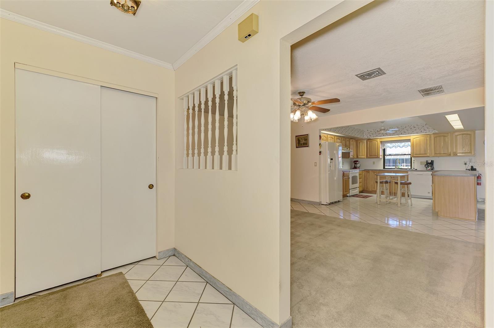 Image 8 of 56 For 322 Oakwood Circle