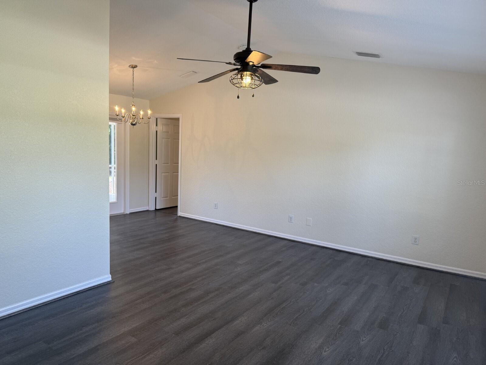 Image 4 of 25 For 3255 Tupelo Avenue