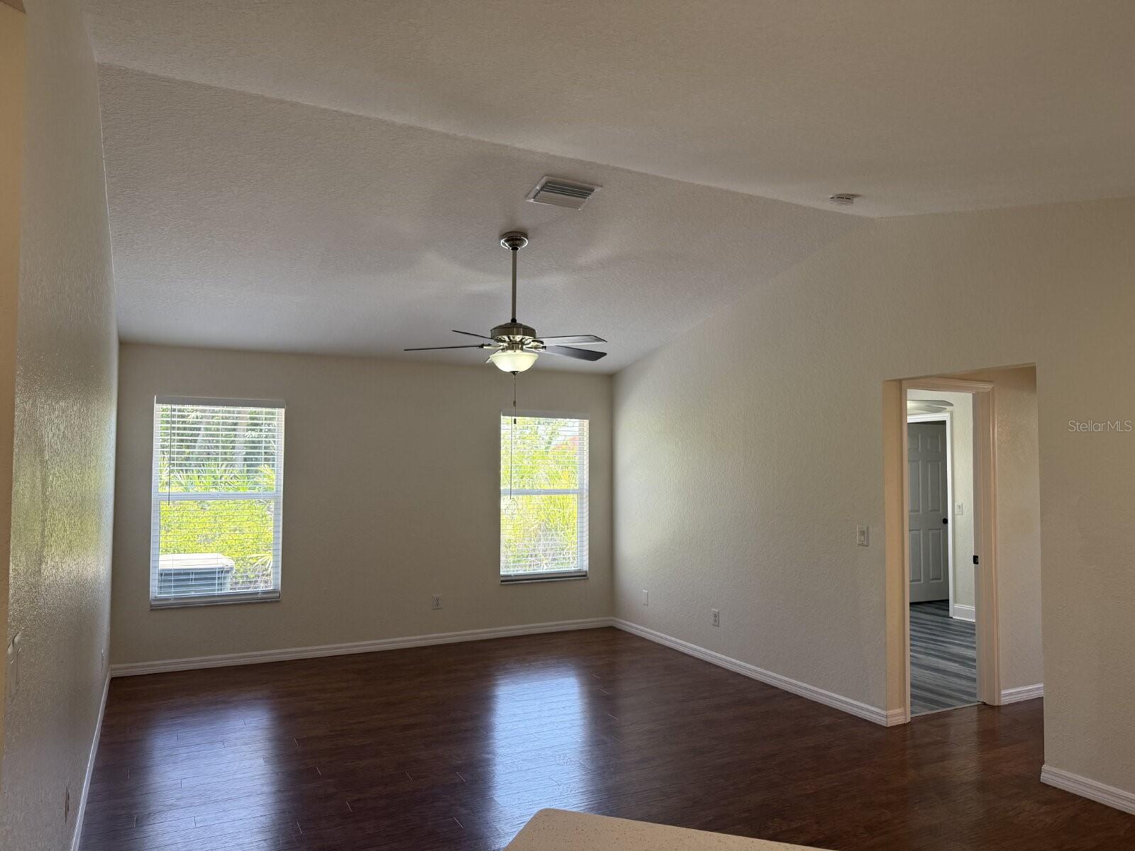 Image 8 of 25 For 3255 Tupelo Avenue