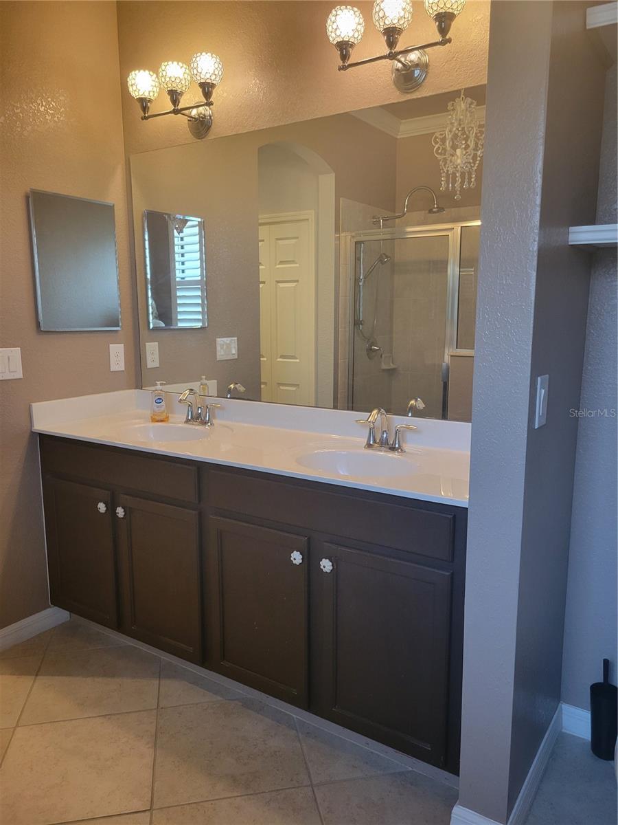 Image 14 of 52 For 20188 Tesoro Drive