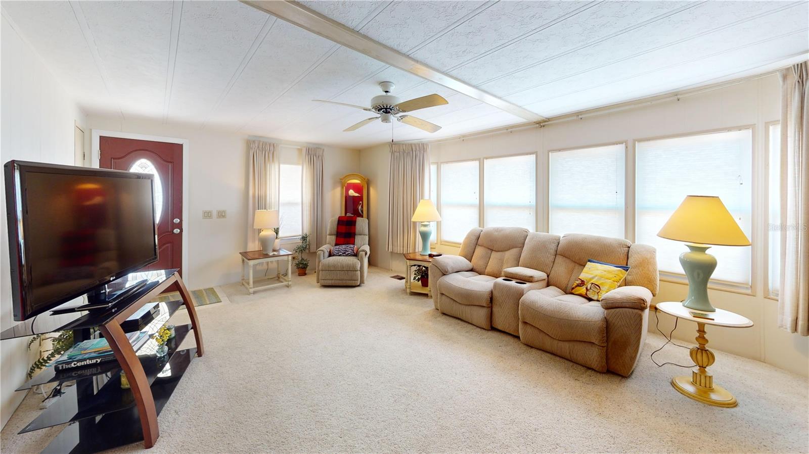 Image 4 of 20 For 5619 Bayshore Road 421