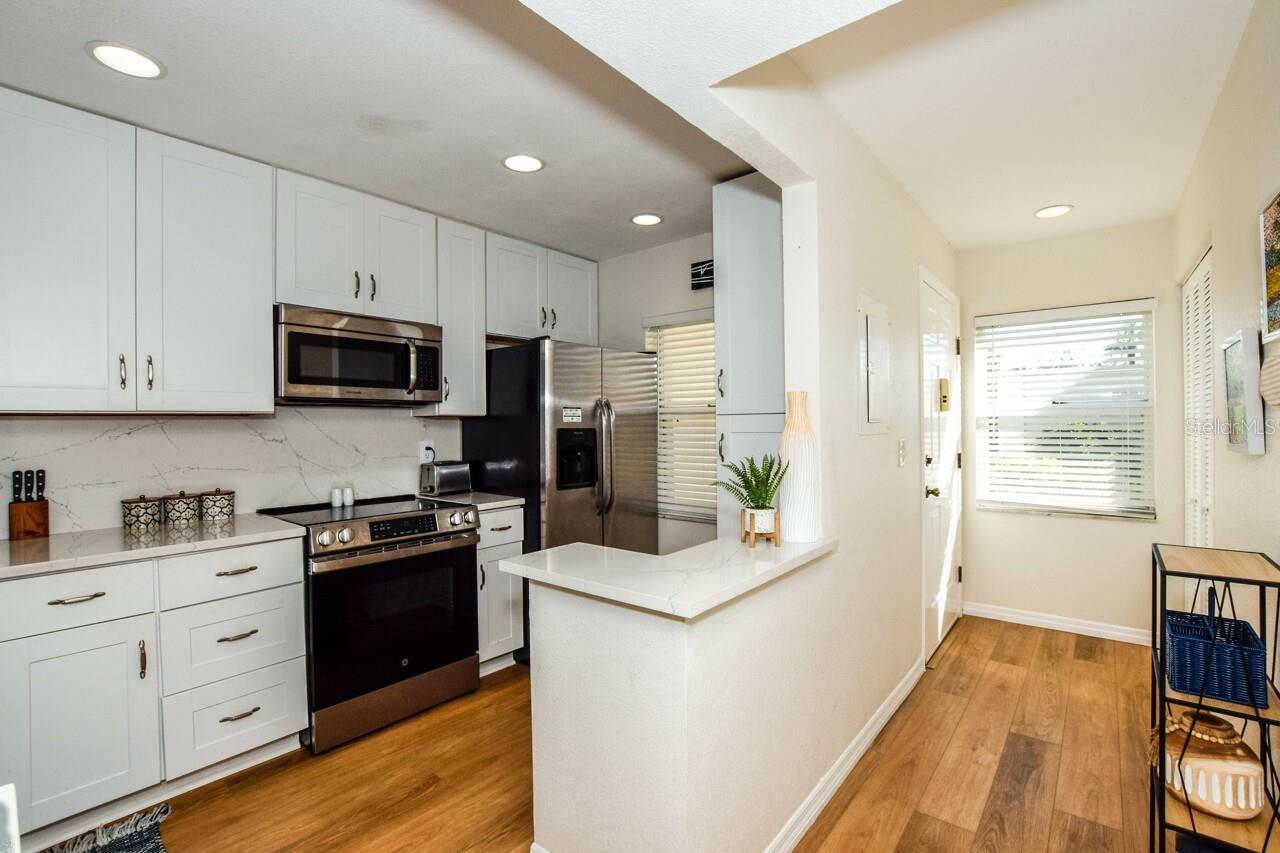 Image 4 of 48 For 427 Cerromar Lane 356
