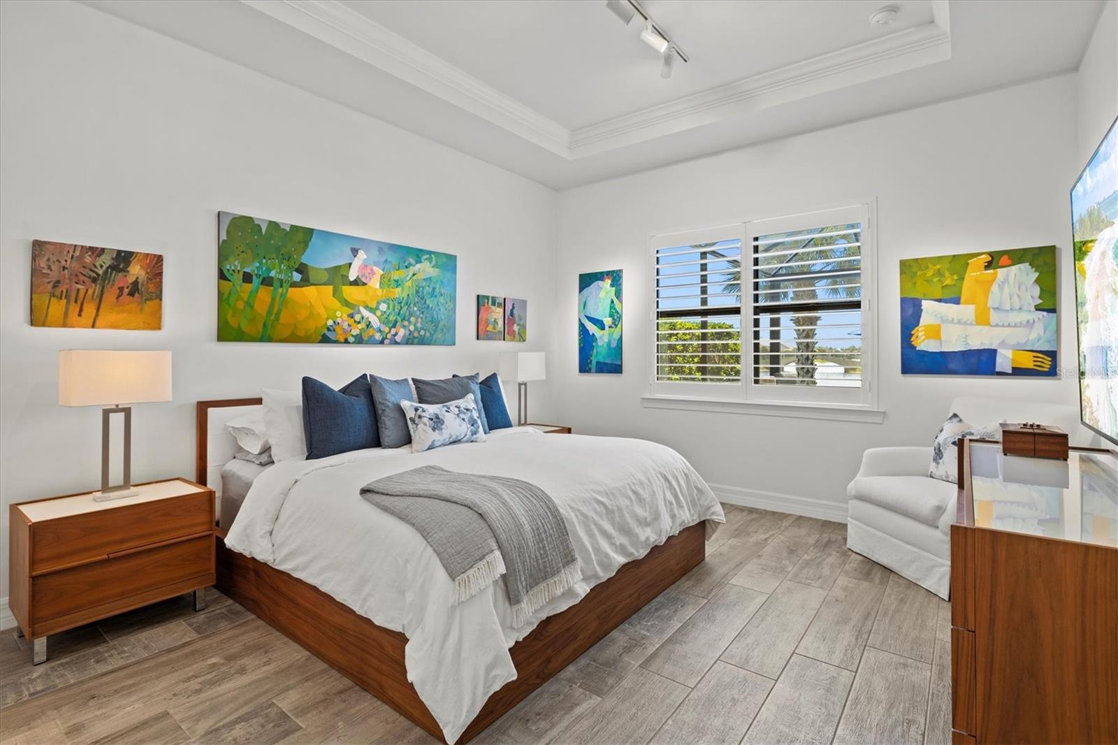 Image 27 of 100 For 13511 Esposito Street