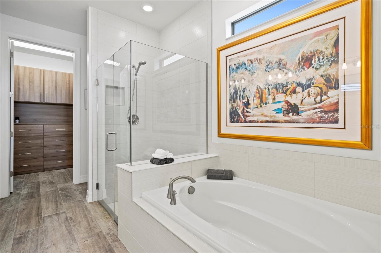 Image 32 of 100 For 13511 Esposito Street