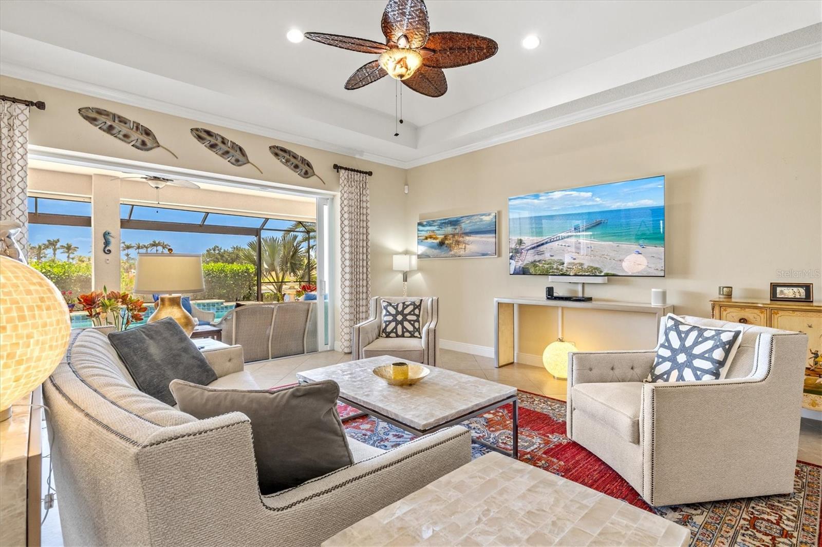 Listing photo id 9 for 20126 Elegante Court