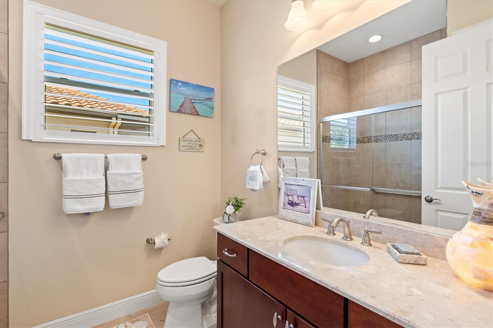 Listing photo id 38 for 20126 Elegante Court