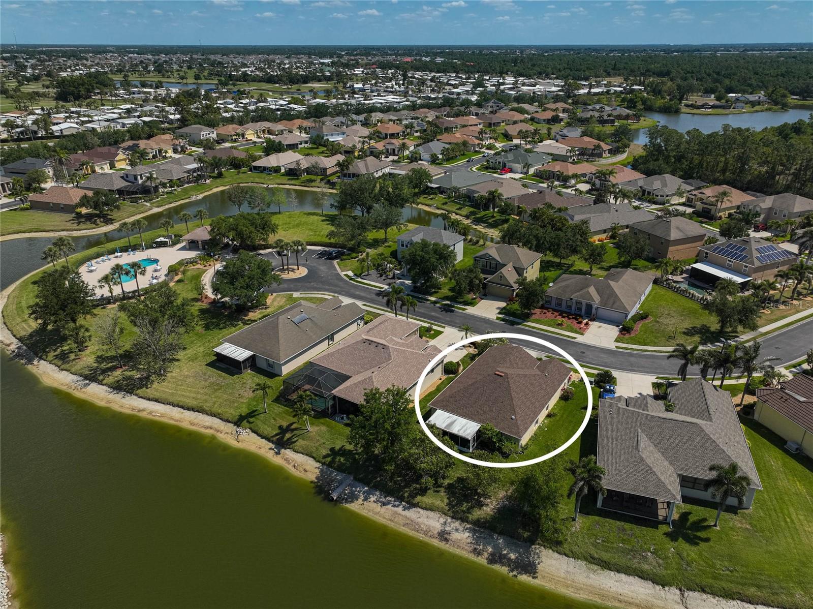 Image 41 of 47 For 24477 Lakeside Manor