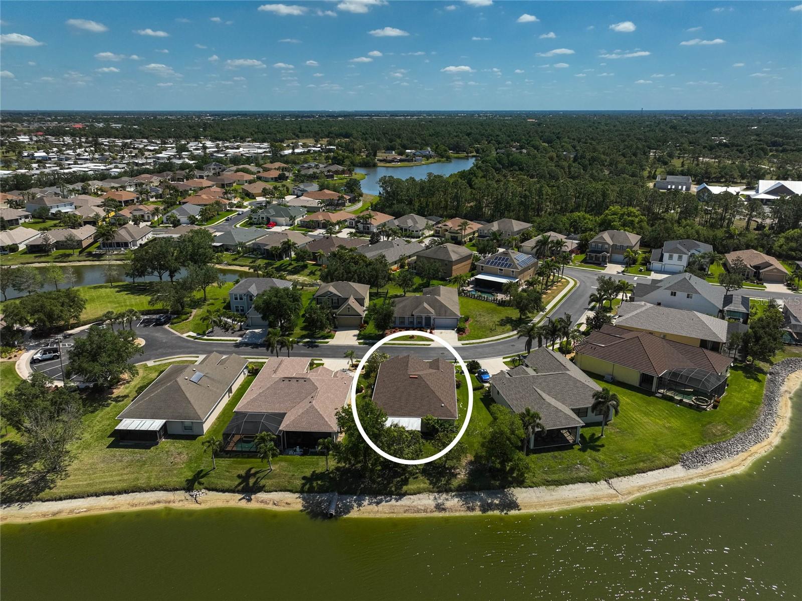 Image 42 of 47 For 24477 Lakeside Manor