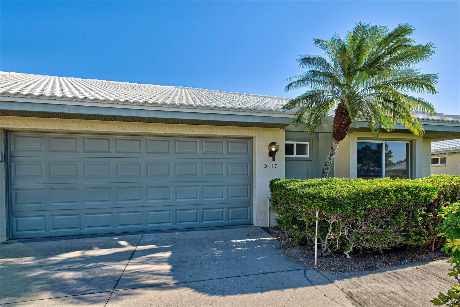 Image 3 of 61 For 3117 Heron Shores Drive