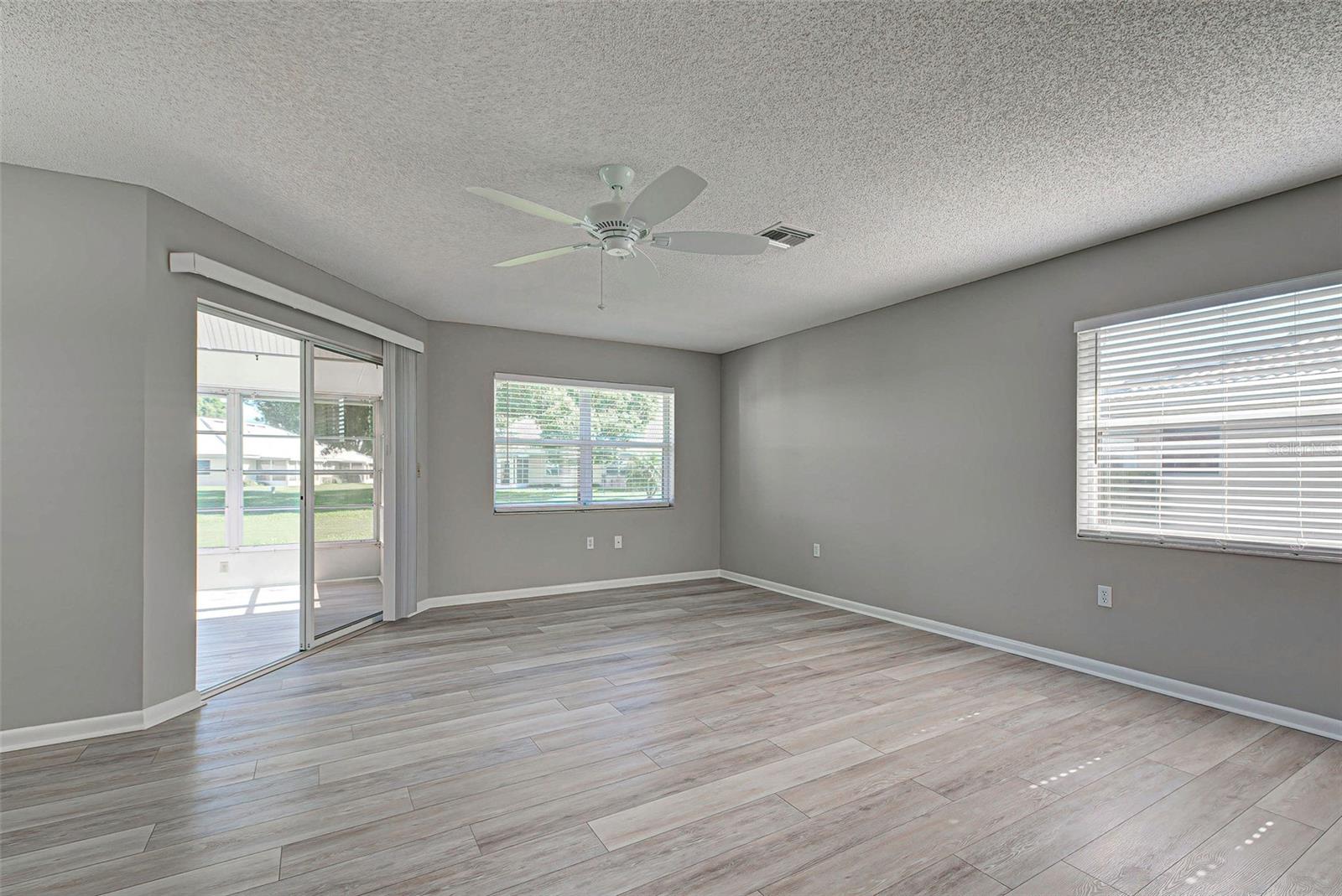 Image 9 of 61 For 3117 Heron Shores Drive