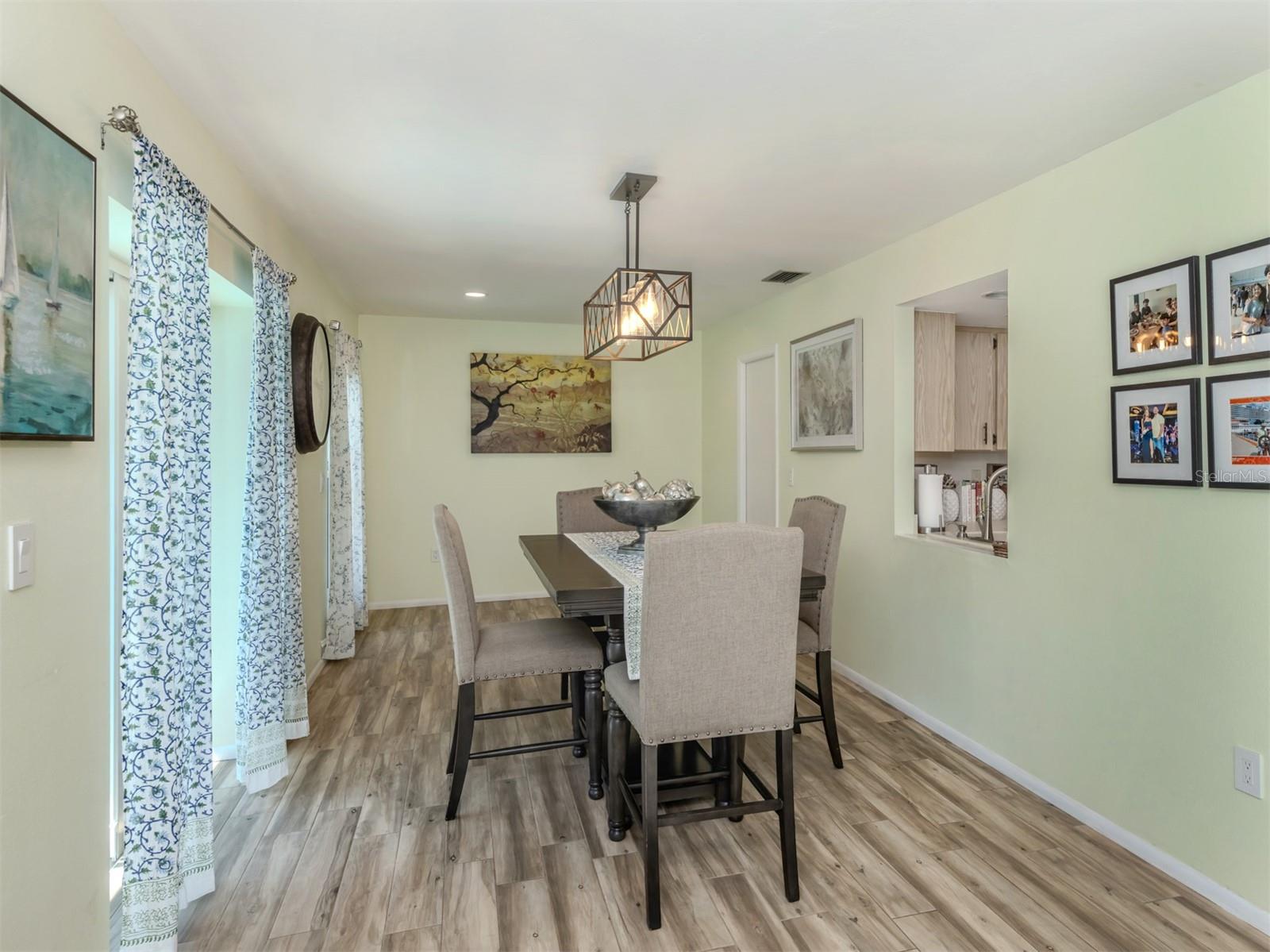 Image 15 of 71 For 1231 Pine Needle Road