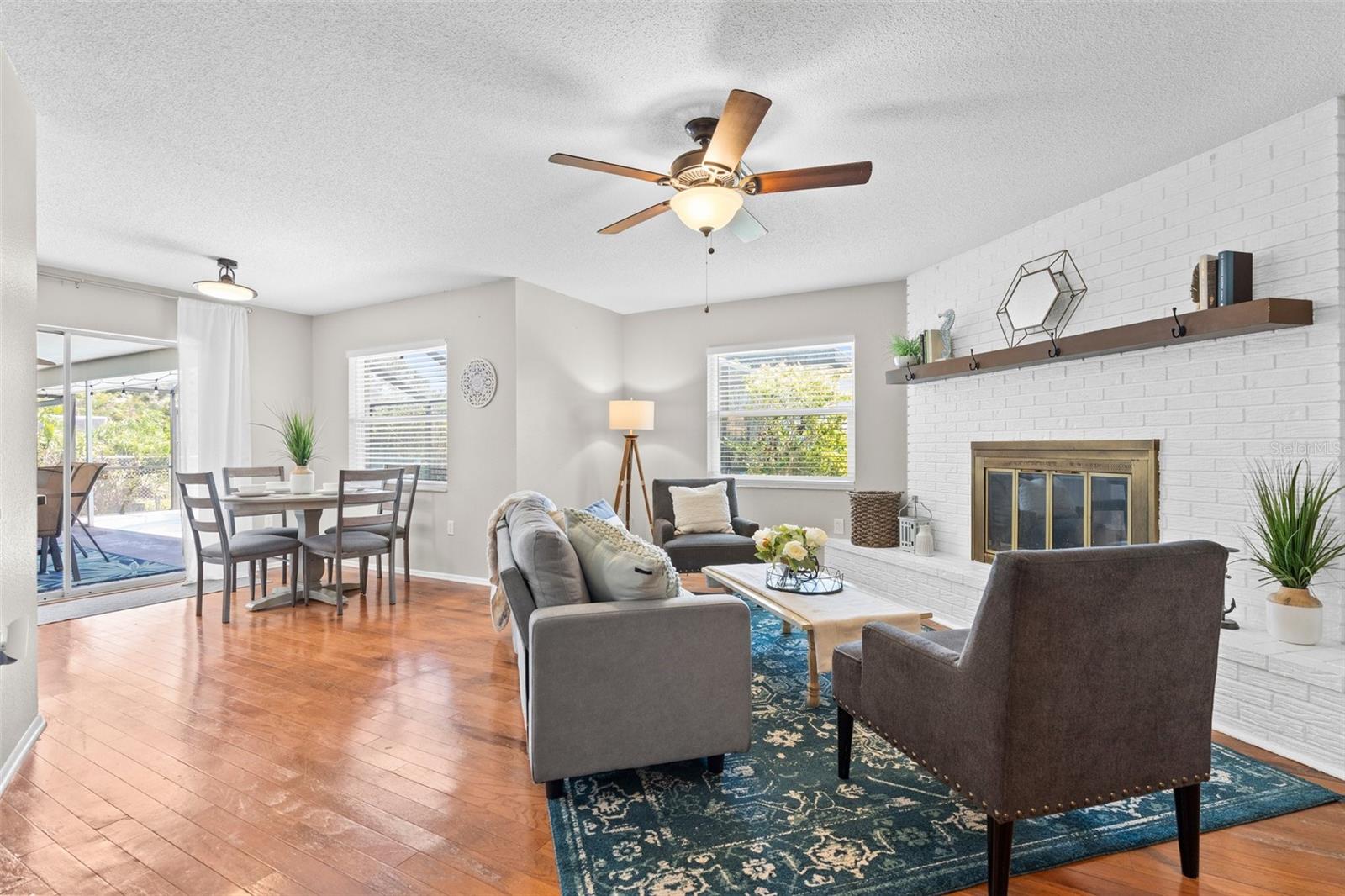 Image 16 of 68 For 205 Cavallini Drive