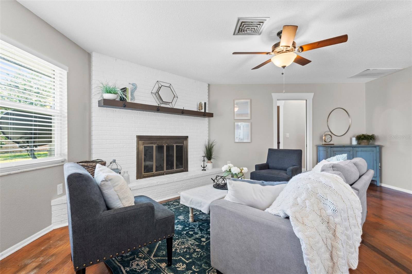 Image 18 of 68 For 205 Cavallini Drive