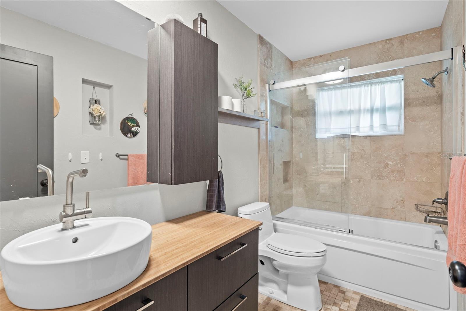 Image 27 of 68 For 205 Cavallini Drive