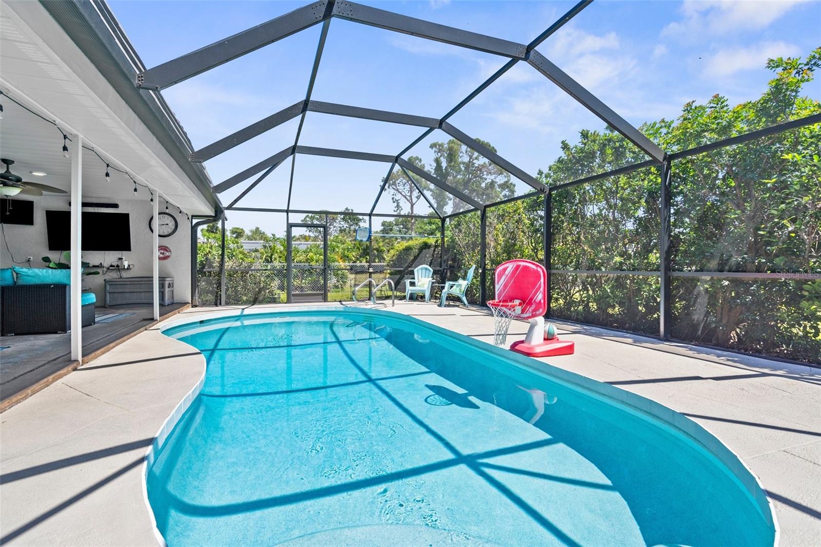 Image 31 of 68 For 205 Cavallini Drive