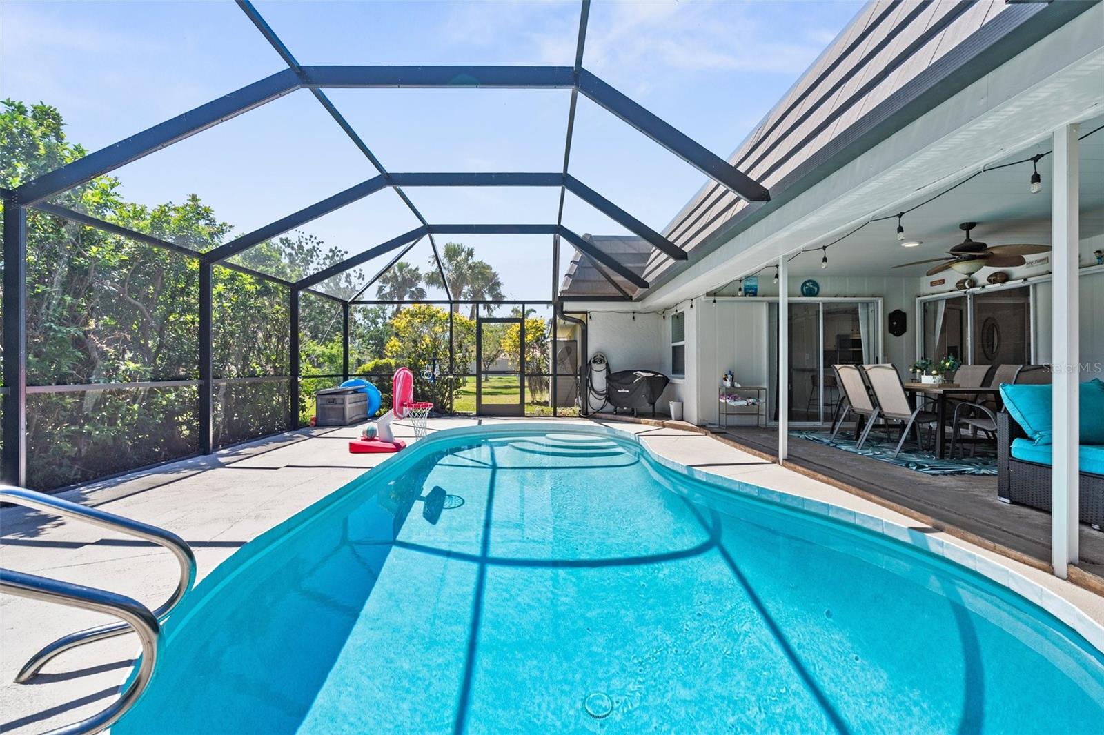 Image 33 of 68 For 205 Cavallini Drive