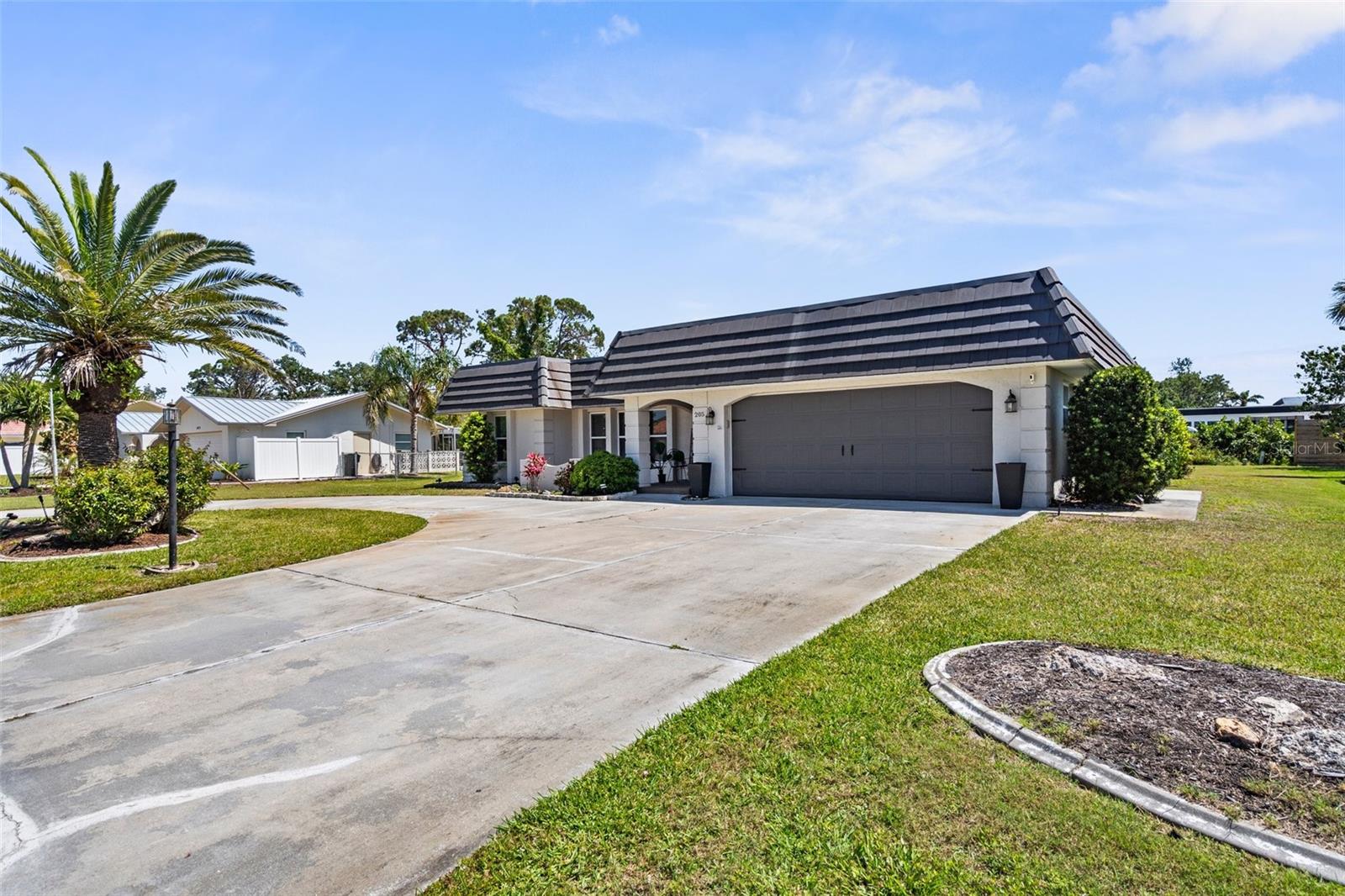 Image 37 of 68 For 205 Cavallini Drive