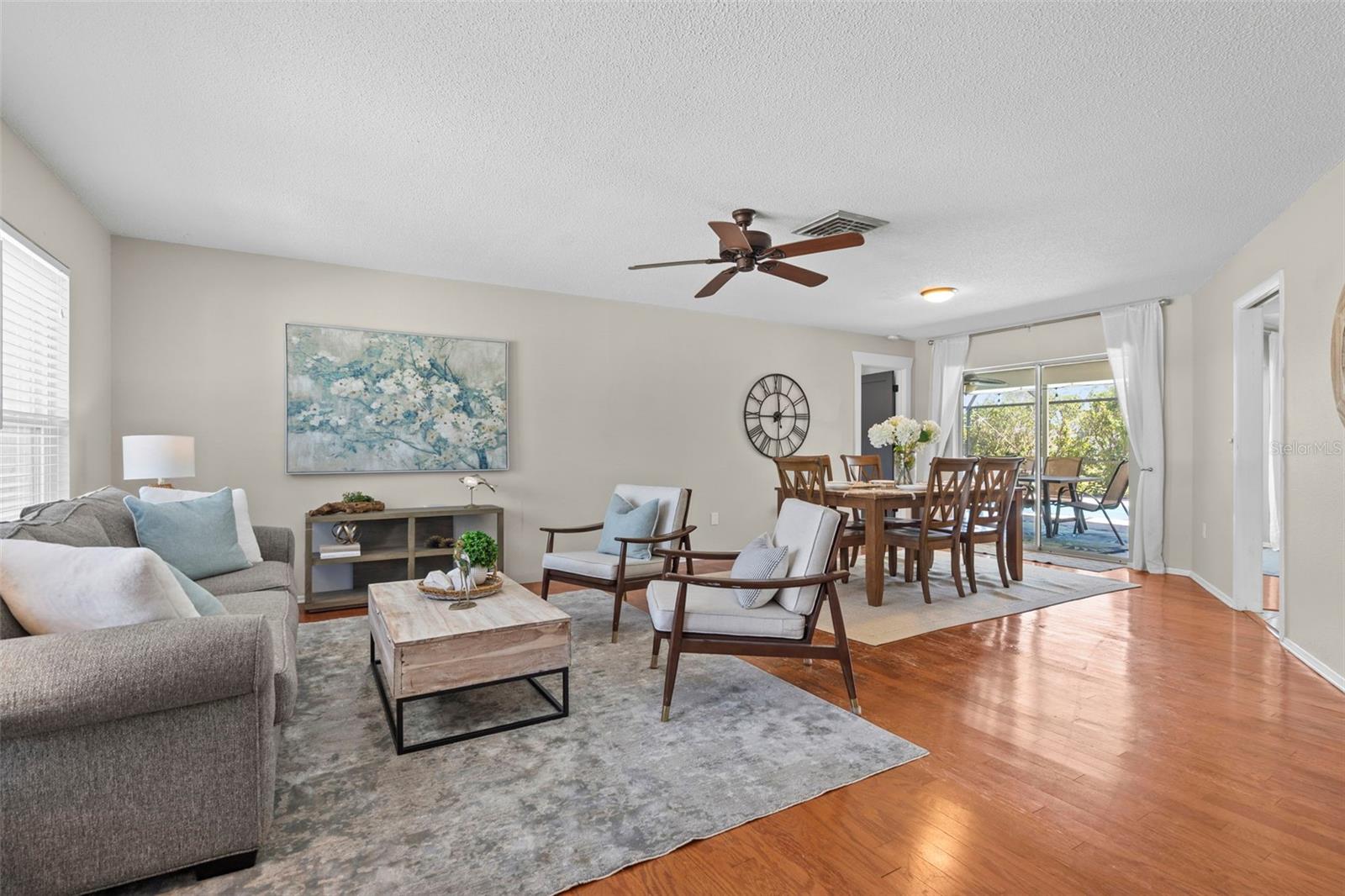 Image 5 of 68 For 205 Cavallini Drive