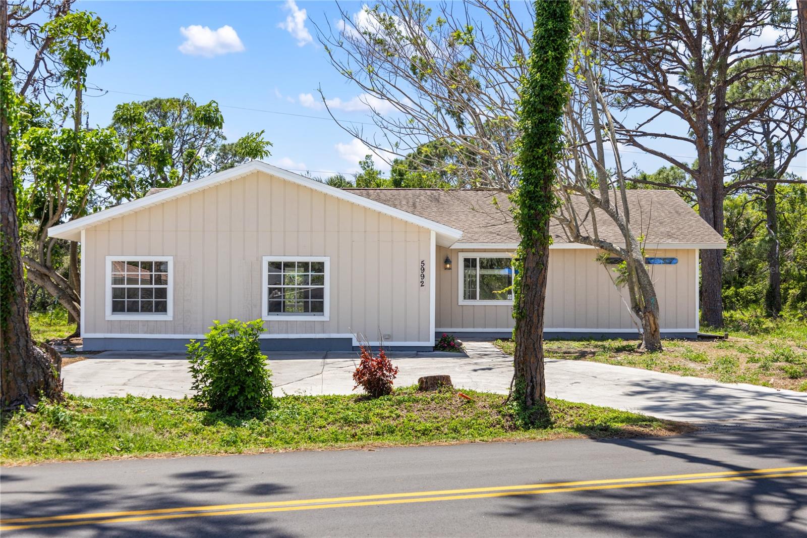 Details for 5992 Osprey Road, VENICE, FL 34293