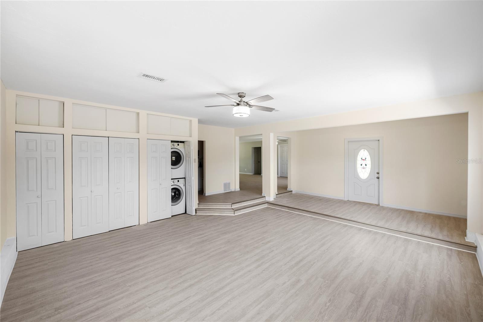 Image 4 of 54 For 5992 Osprey Road