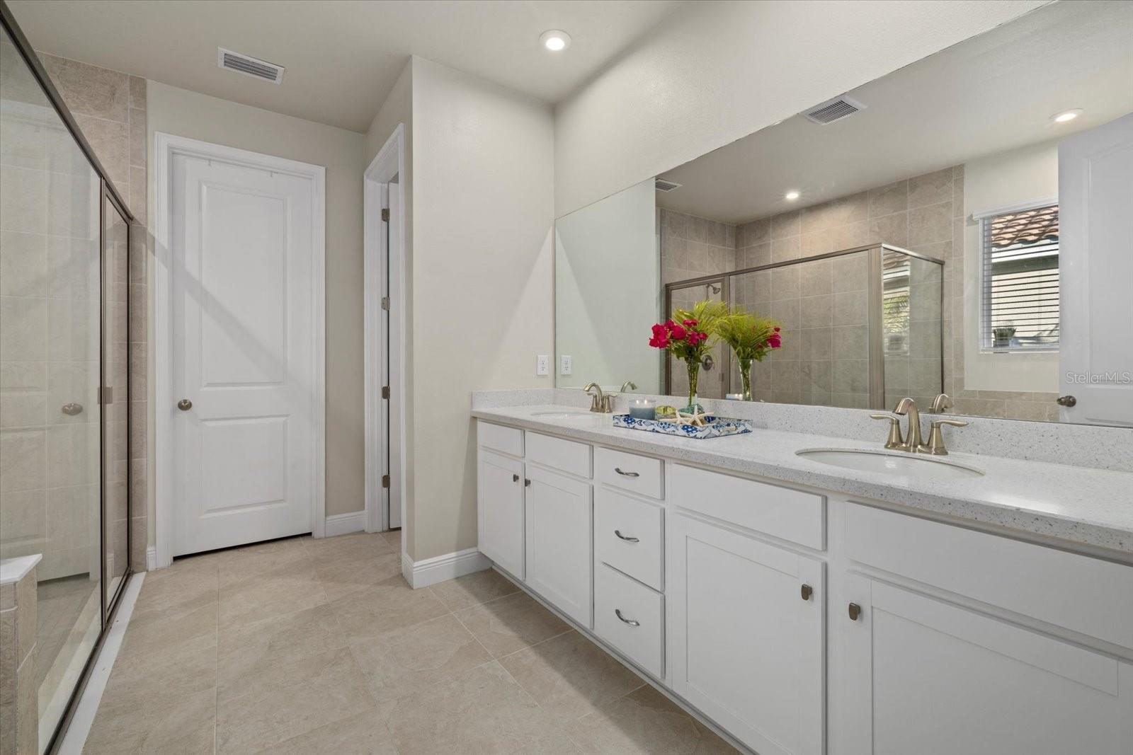 Image 29 of 60 For 20591 Ovid Lane