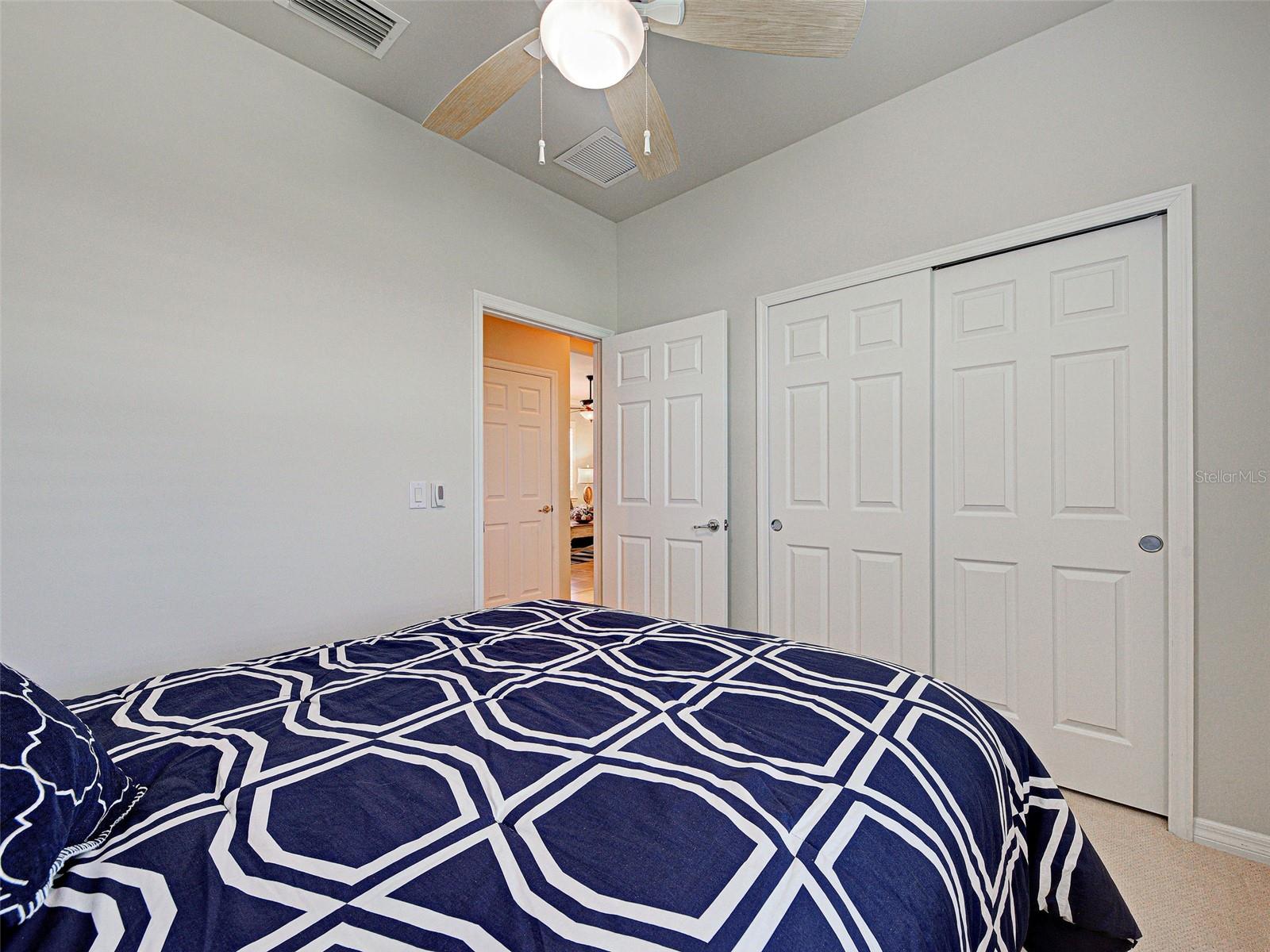 Image 37 of 93 For 19240 Isadora Street