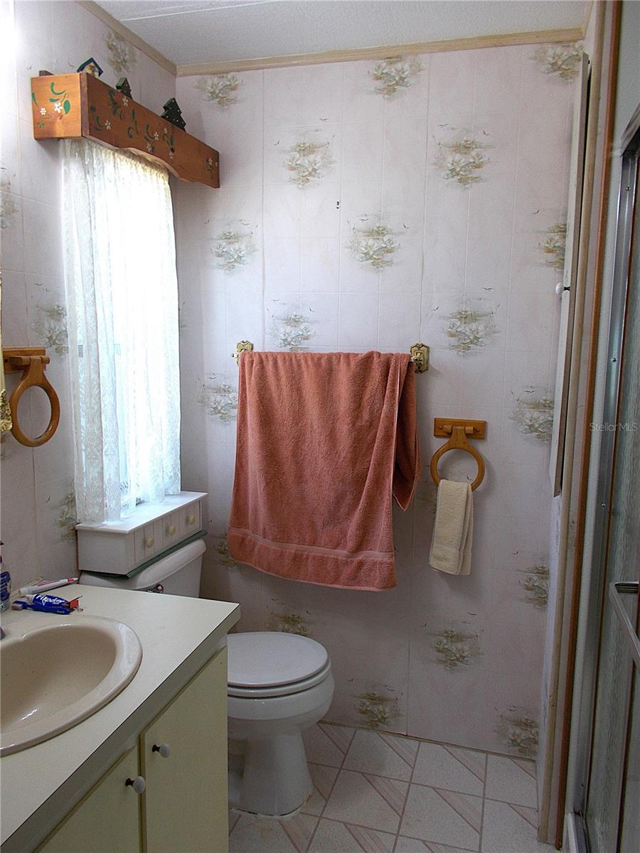 Image 13 of 21 For 358 Longwood Drive