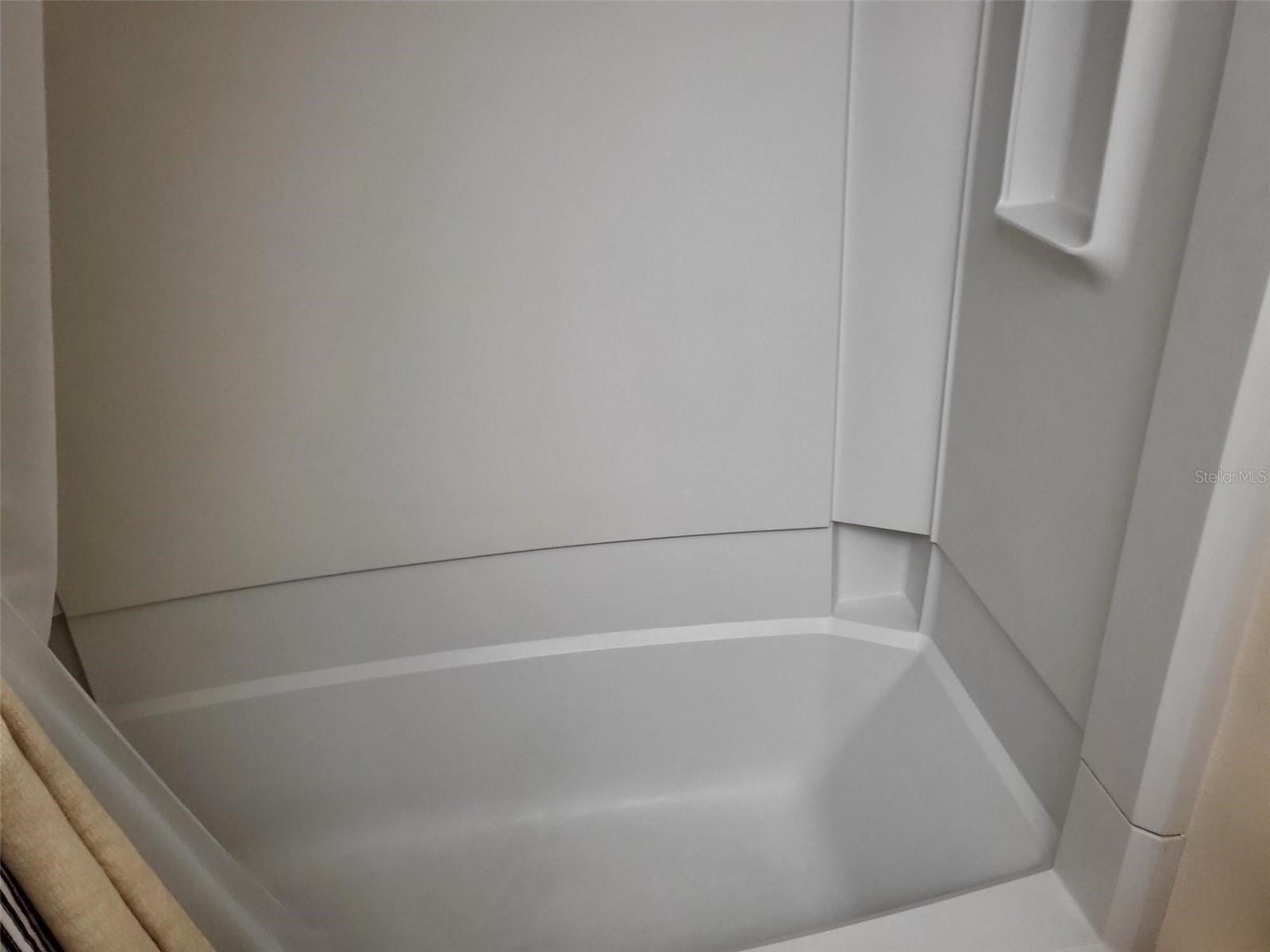 Image 21 of 42 For 3029 Seawind Circle 15a