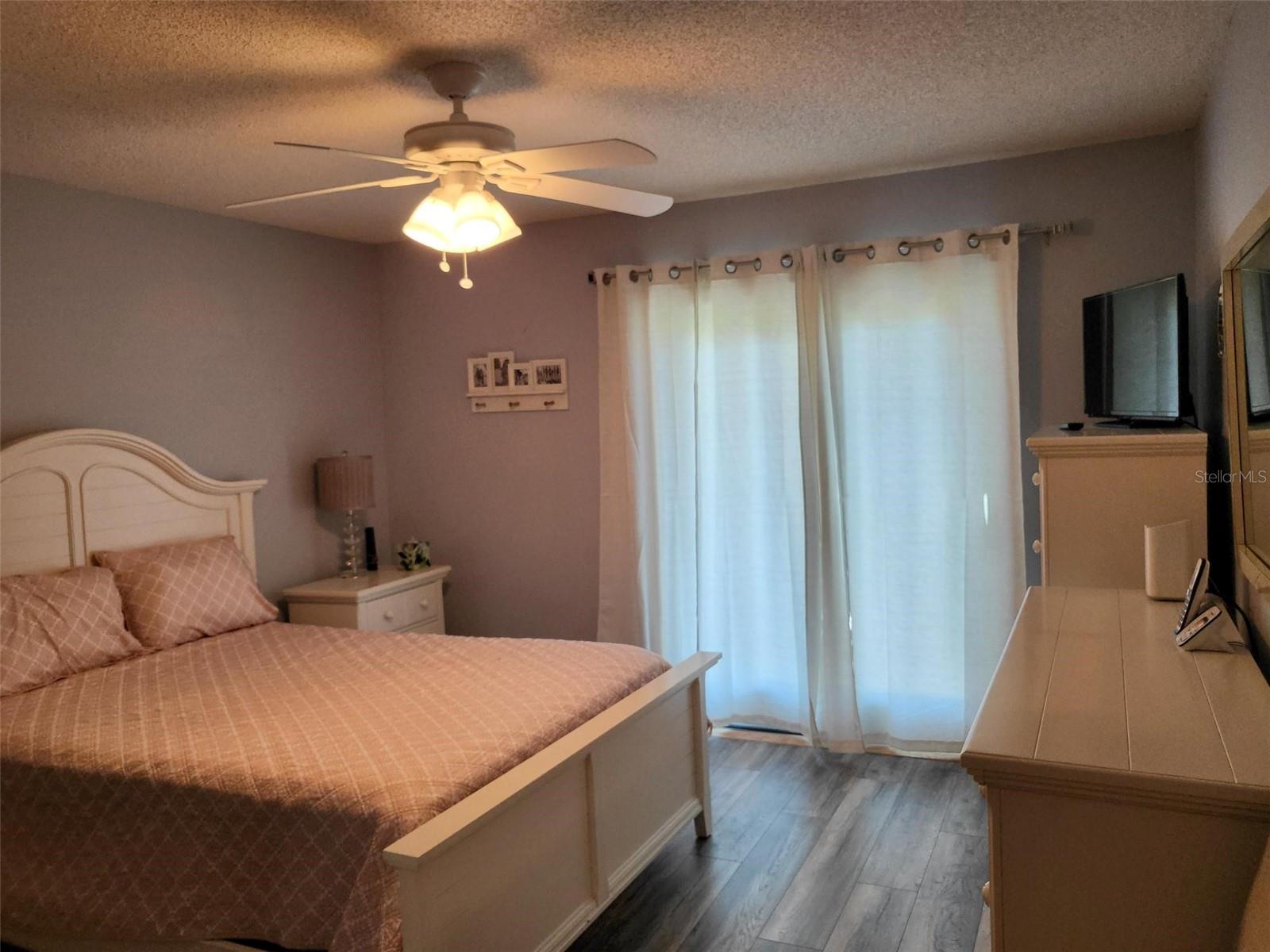 Image 25 of 42 For 3029 Seawind Circle 15a