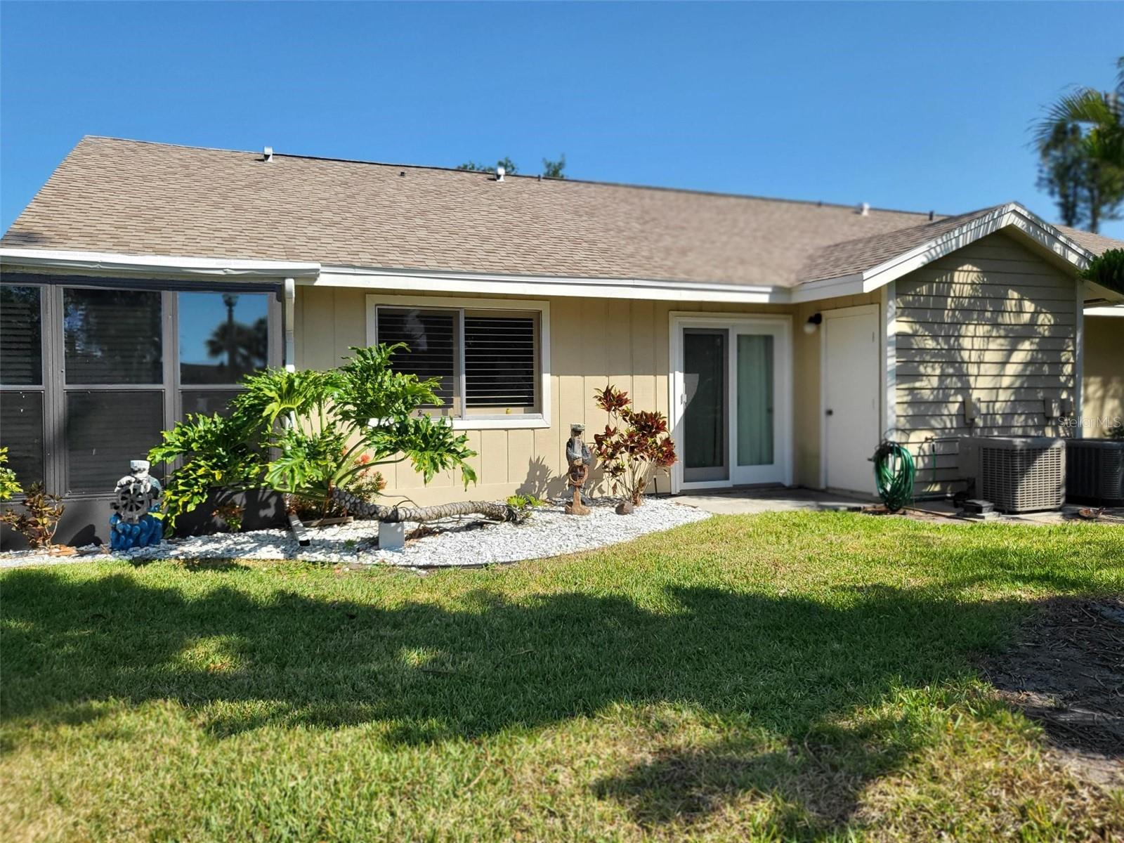 Image 32 of 42 For 3029 Seawind Circle 15a