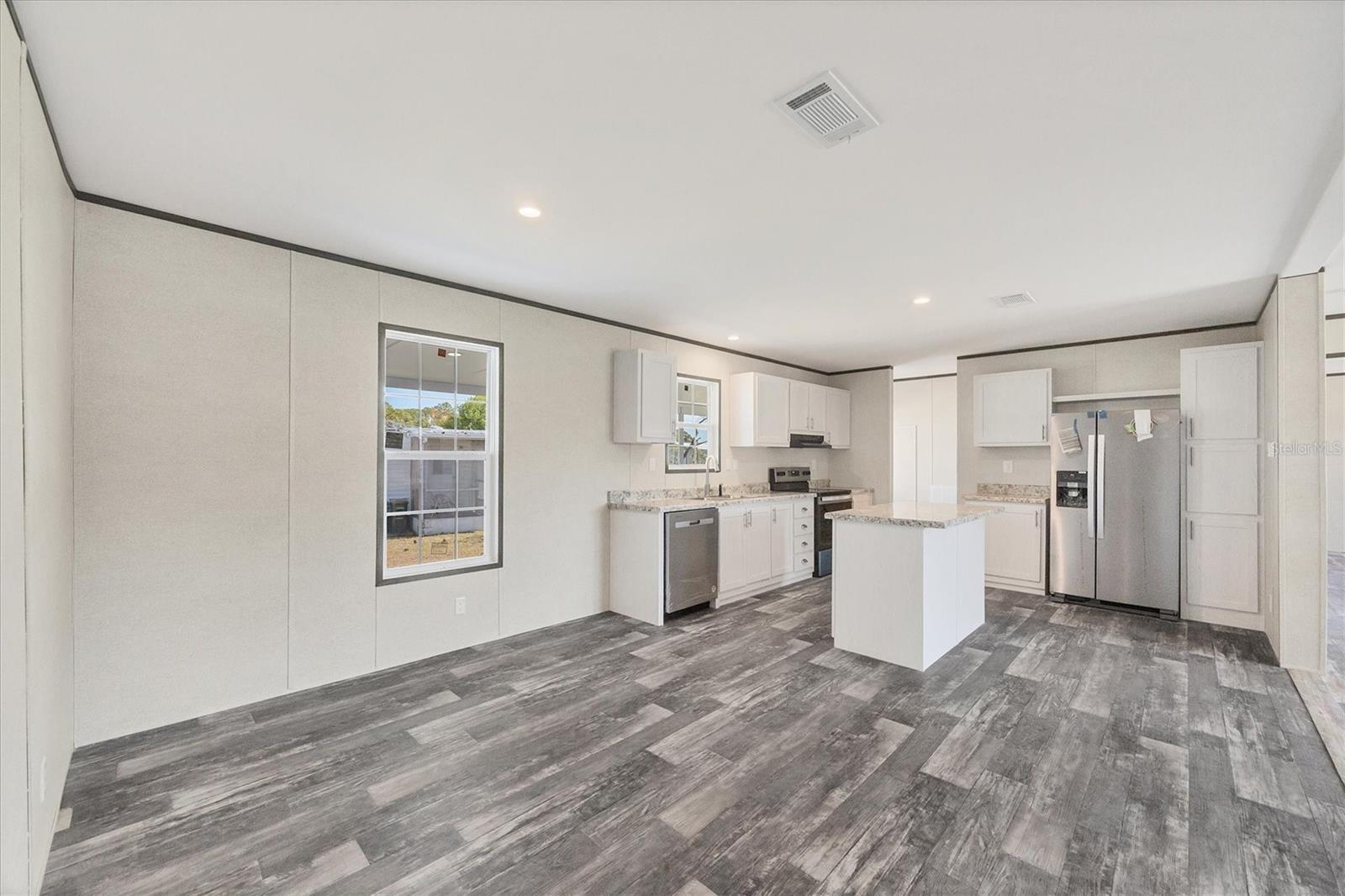 Image 15 of 50 For 6803 Amoko Court