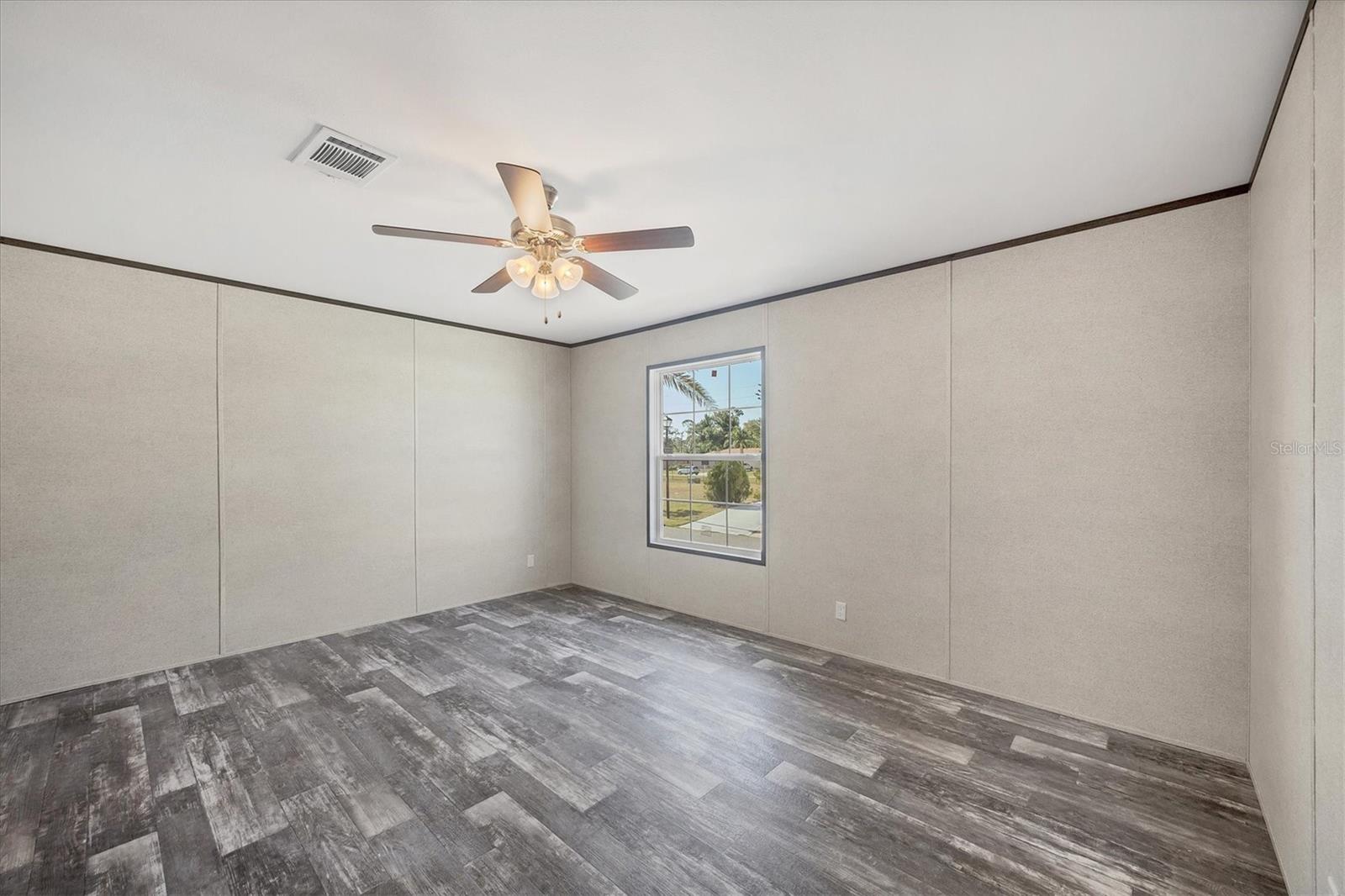 Image 20 of 50 For 6803 Amoko Court