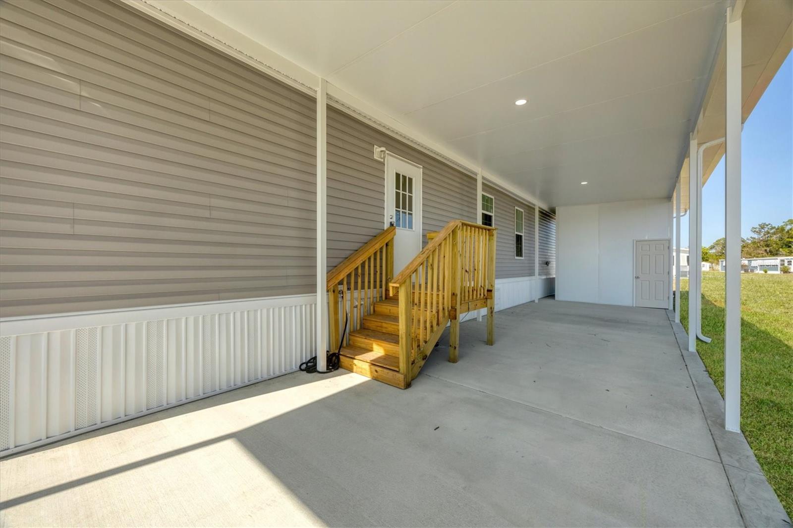 Image 6 of 50 For 6803 Amoko Court