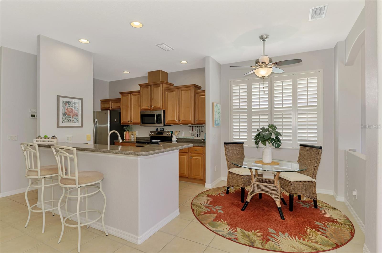 Image 17 of 76 For 11437 Dancing River Drive