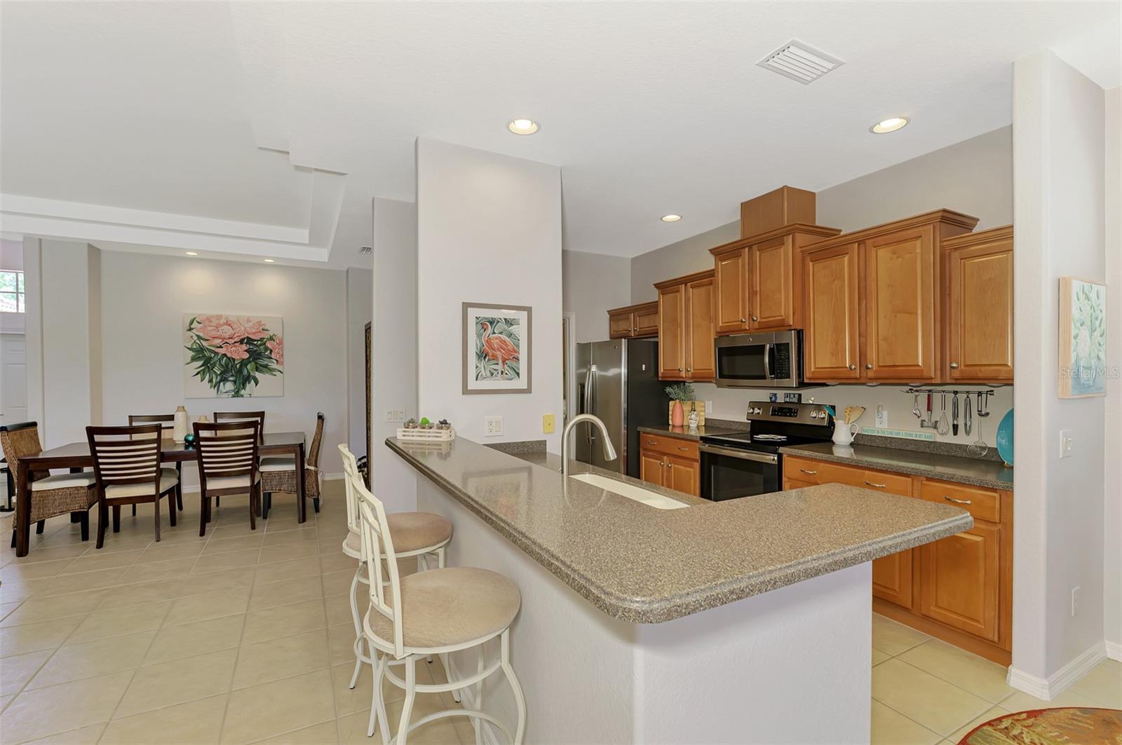Image 18 of 76 For 11437 Dancing River Drive