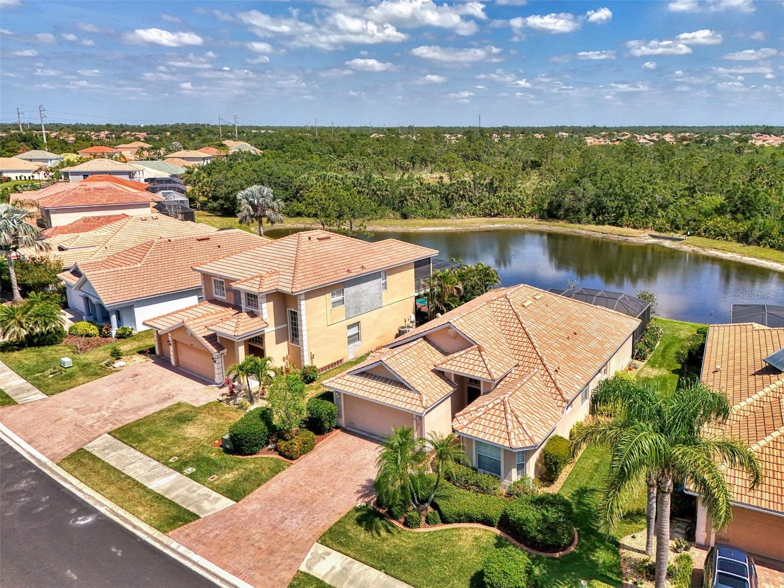Image 3 of 76 For 11437 Dancing River Drive