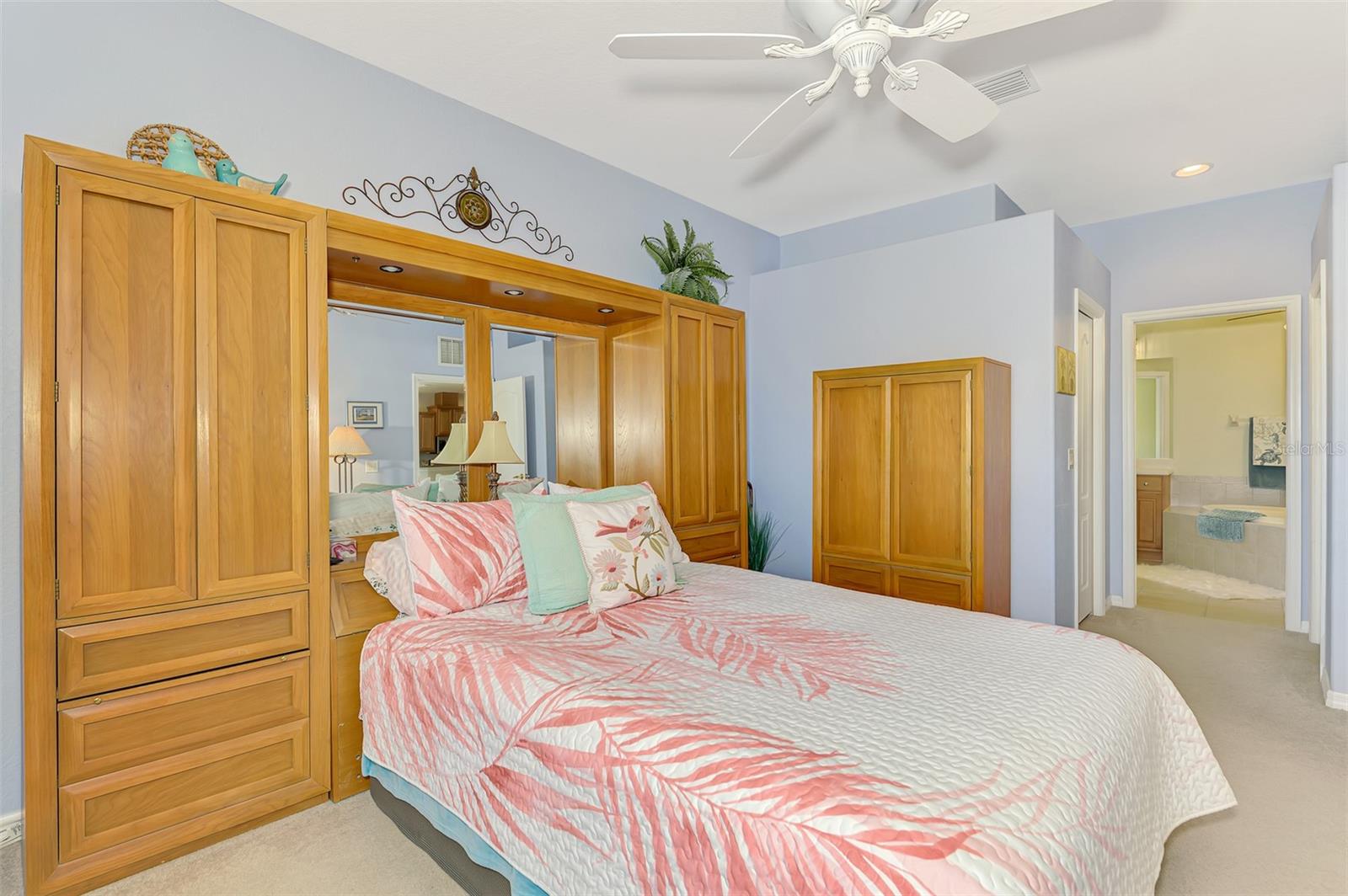 Image 33 of 76 For 11437 Dancing River Drive