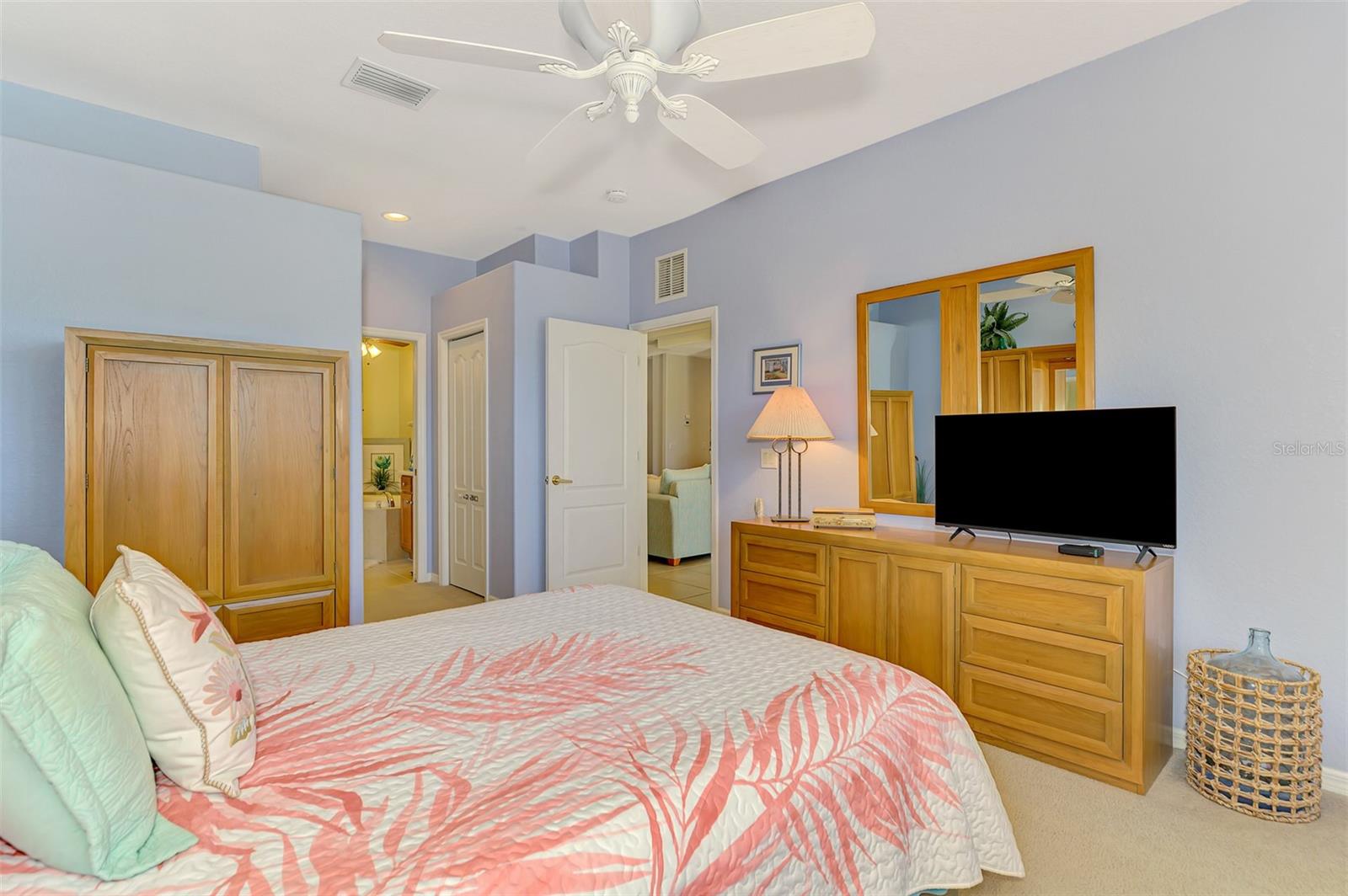 Image 34 of 76 For 11437 Dancing River Drive