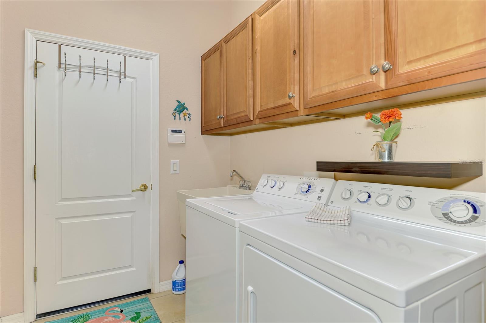 Image 44 of 76 For 11437 Dancing River Drive