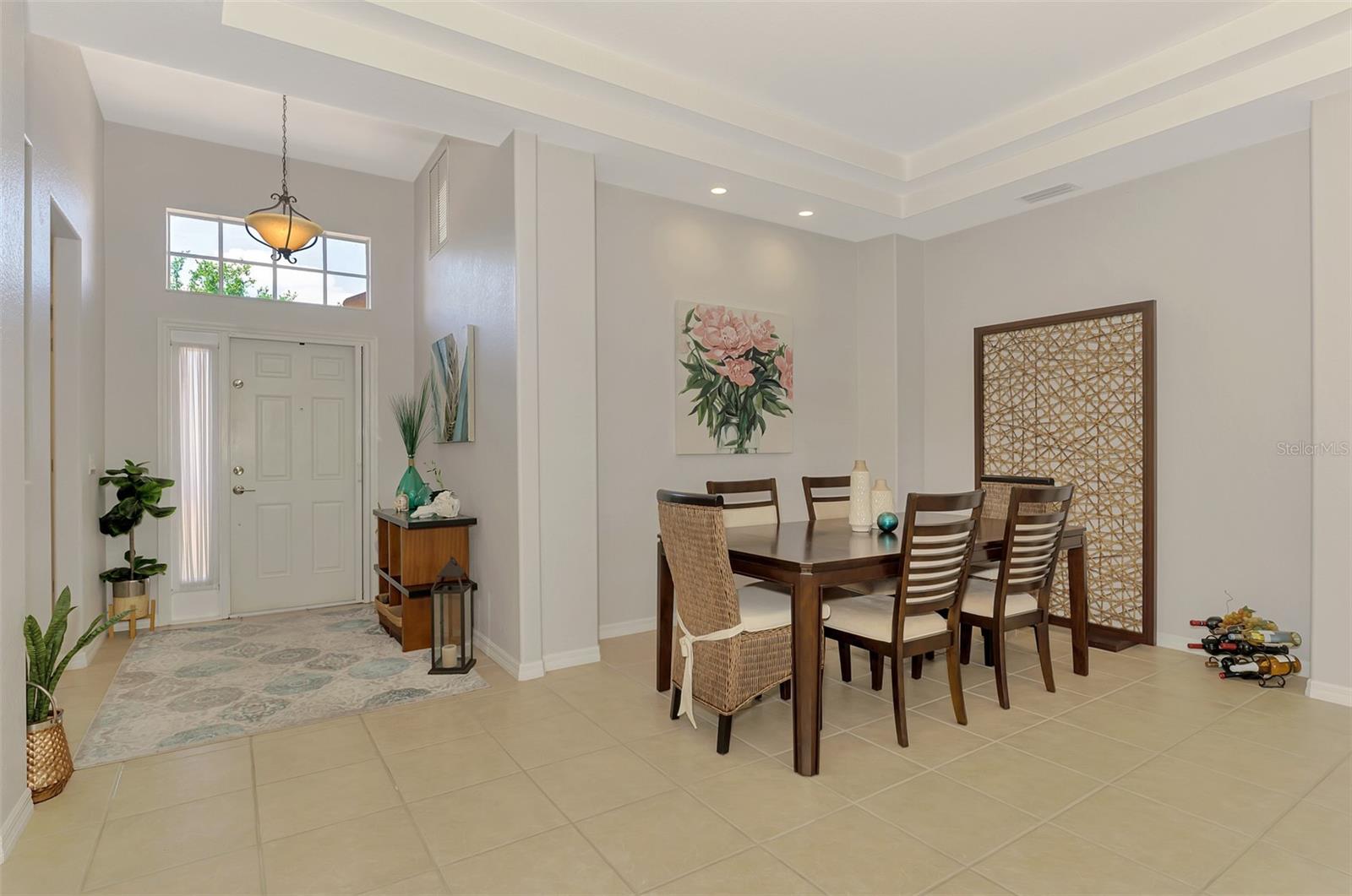 Image 9 of 76 For 11437 Dancing River Drive